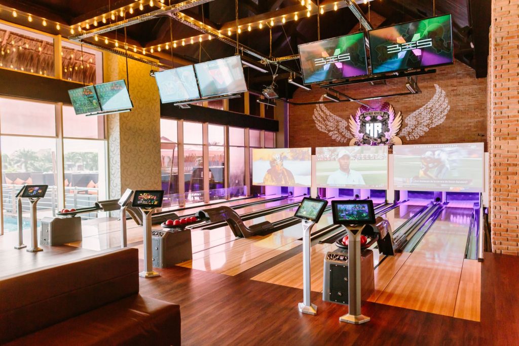 HRHC Punta Cana - Bowling Bar